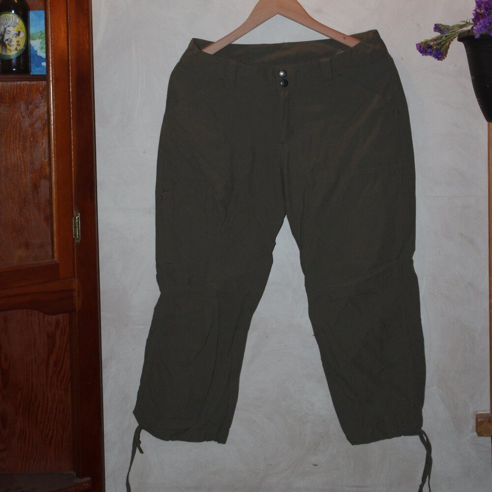 Patagonia Cacky Capri Cargo Pants